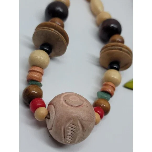 5 Vtg Wood & Seashell Tropical Fashion Beaded Necklace lot Handmade Layered Boho - Picture 4 of 15